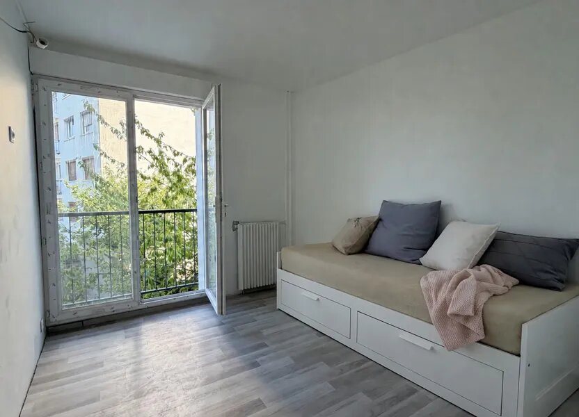 Appartement à louer, 26m², Saint-Maur-des-Fossés
