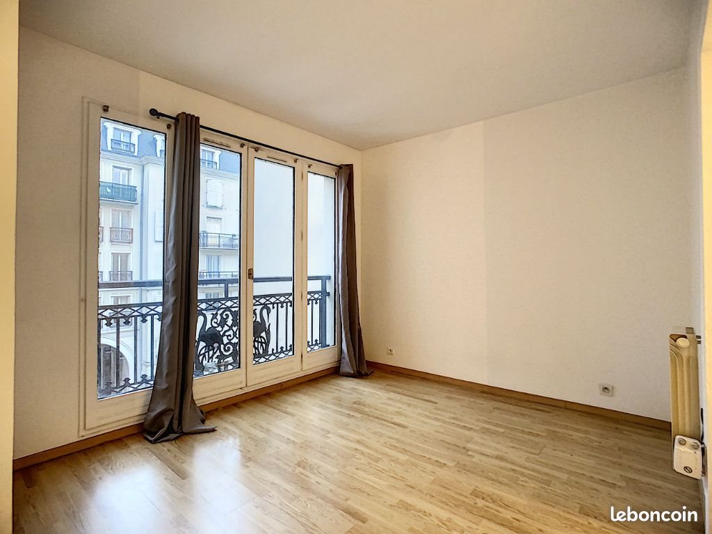 Appartement à louer, 19m², Saint-Maurice