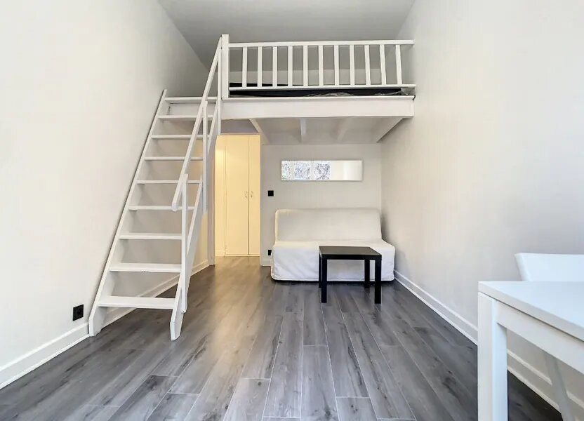 Appartement à louer, 34m², Saint-Maurice