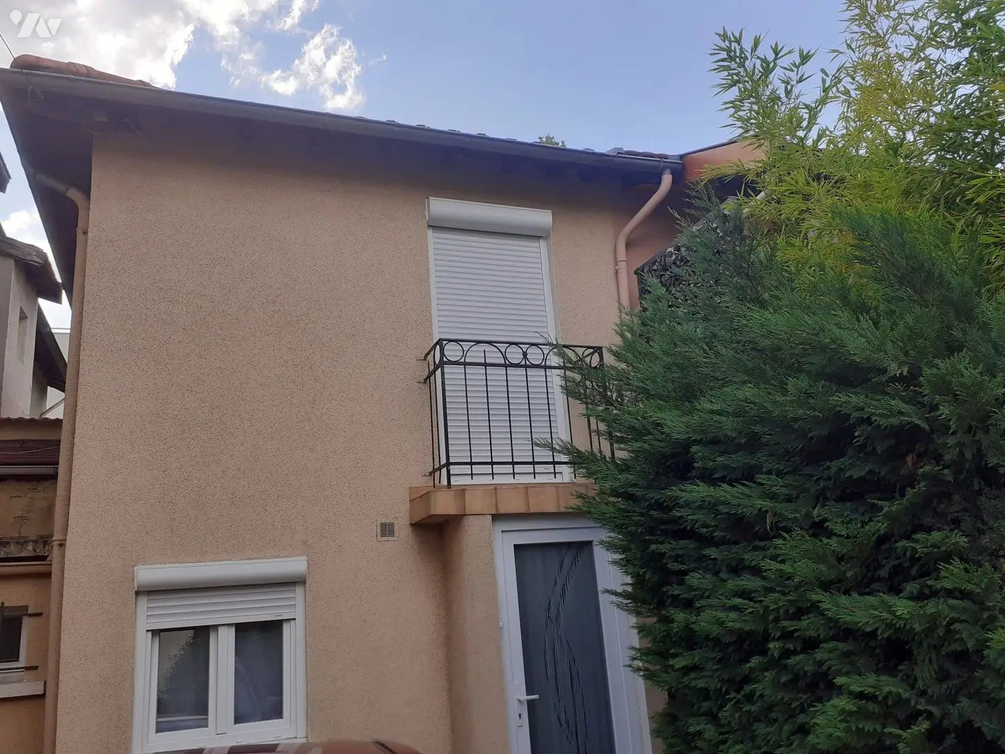 Maison à louer, 2m², Vénissieux