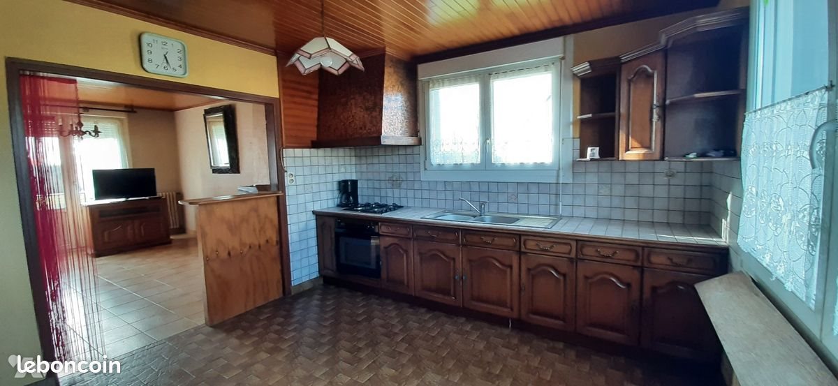 Maison à vendre, 94m², Guiscriff