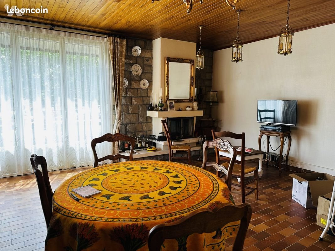 Maison à vendre, 201m², Laragne-Montéglin
