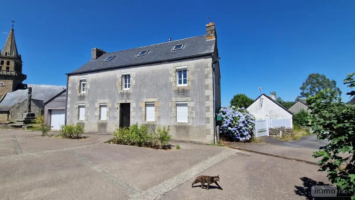Maison à vendre, 132m², Le Cloître-Saint-Thégonnec