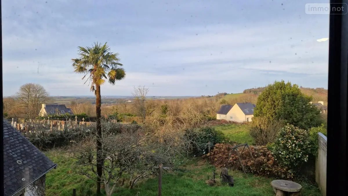 Maison à vendre, 132m², Le Cloître-Saint-Thégonnec