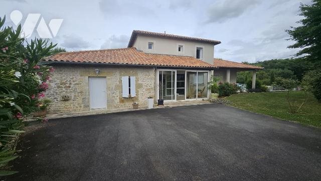 Maison à vendre, 225m², Vivonne