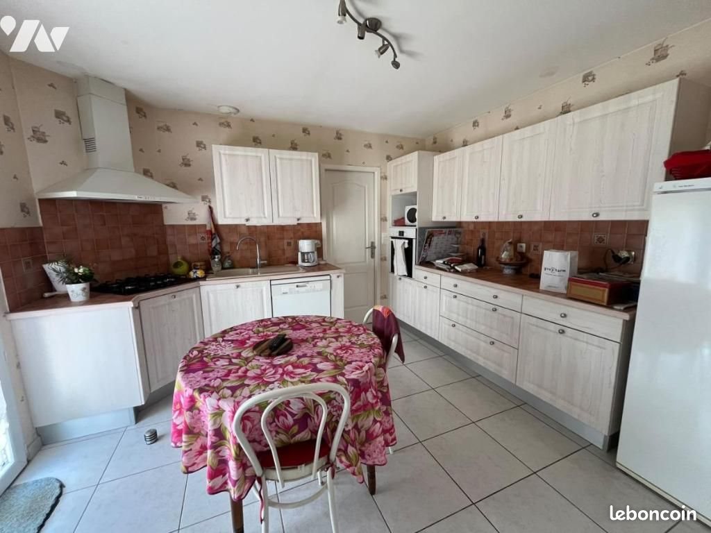 Maison à vendre, 102m², Vivonne