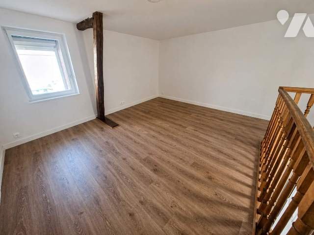 Maison à louer, 48m², Étreux