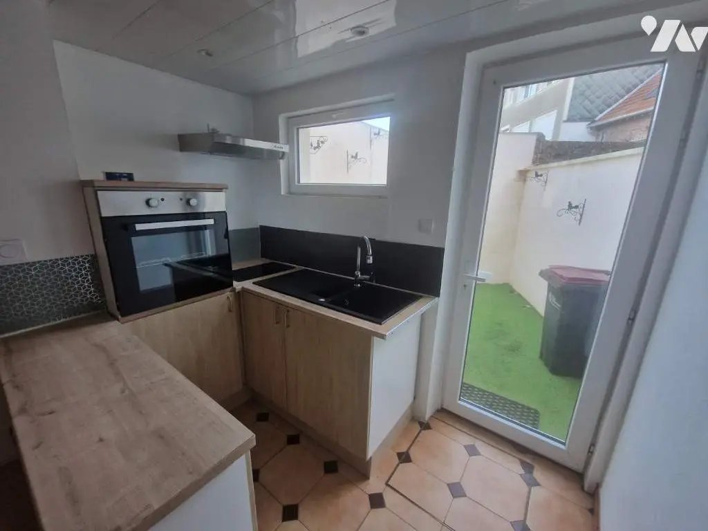 Maison à vendre, 3m², Saint-Quentin