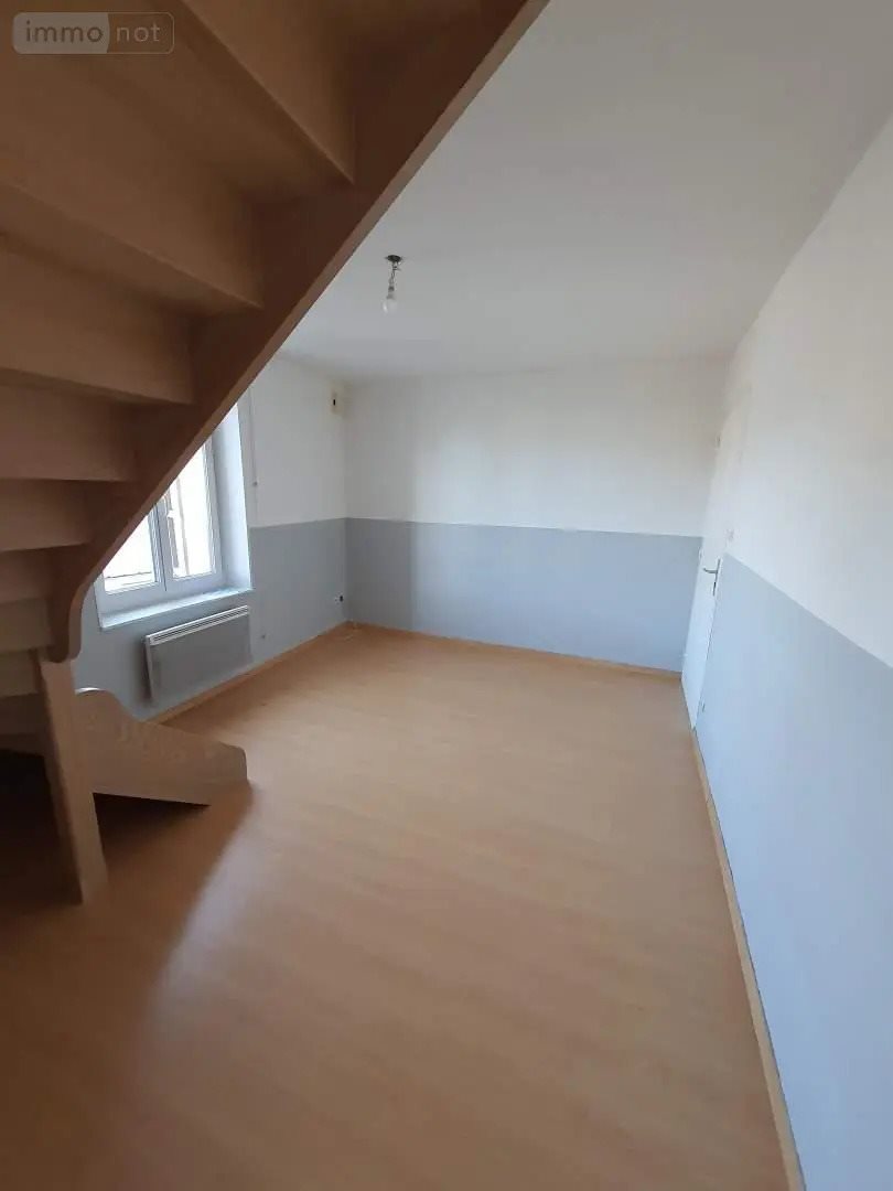 Appartement à louer, 46m², Etreux