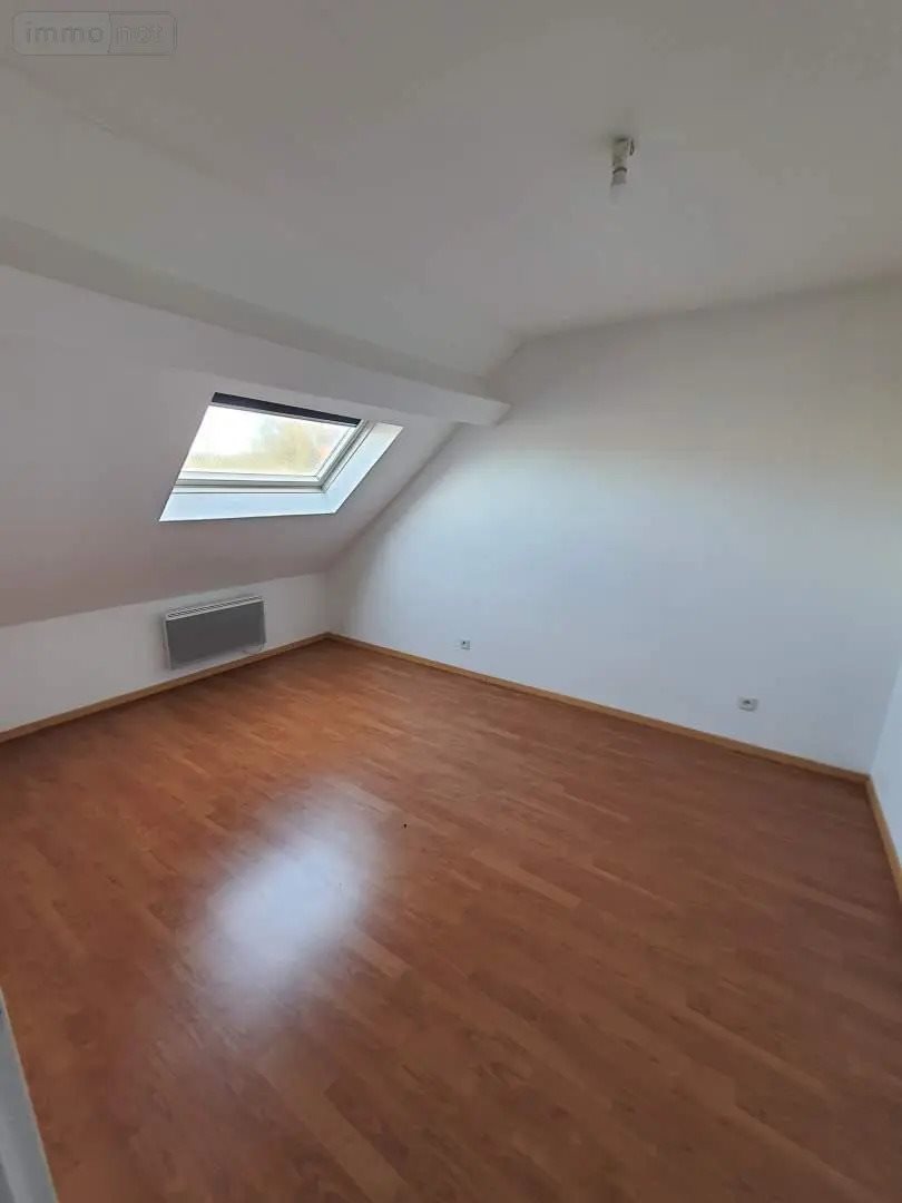 Appartement à louer, 46m², Etreux