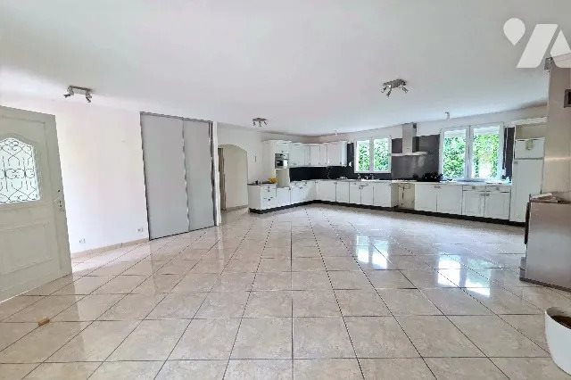 Maison à vendre, 124m², Sainte-Feyre