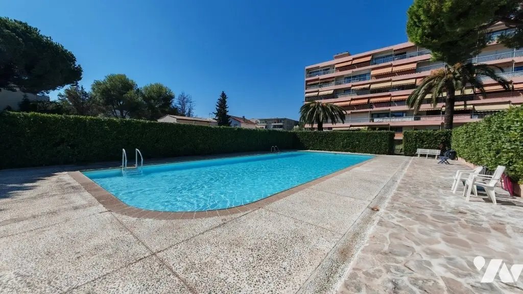 Appartement à vendre, 68m², Antibes
