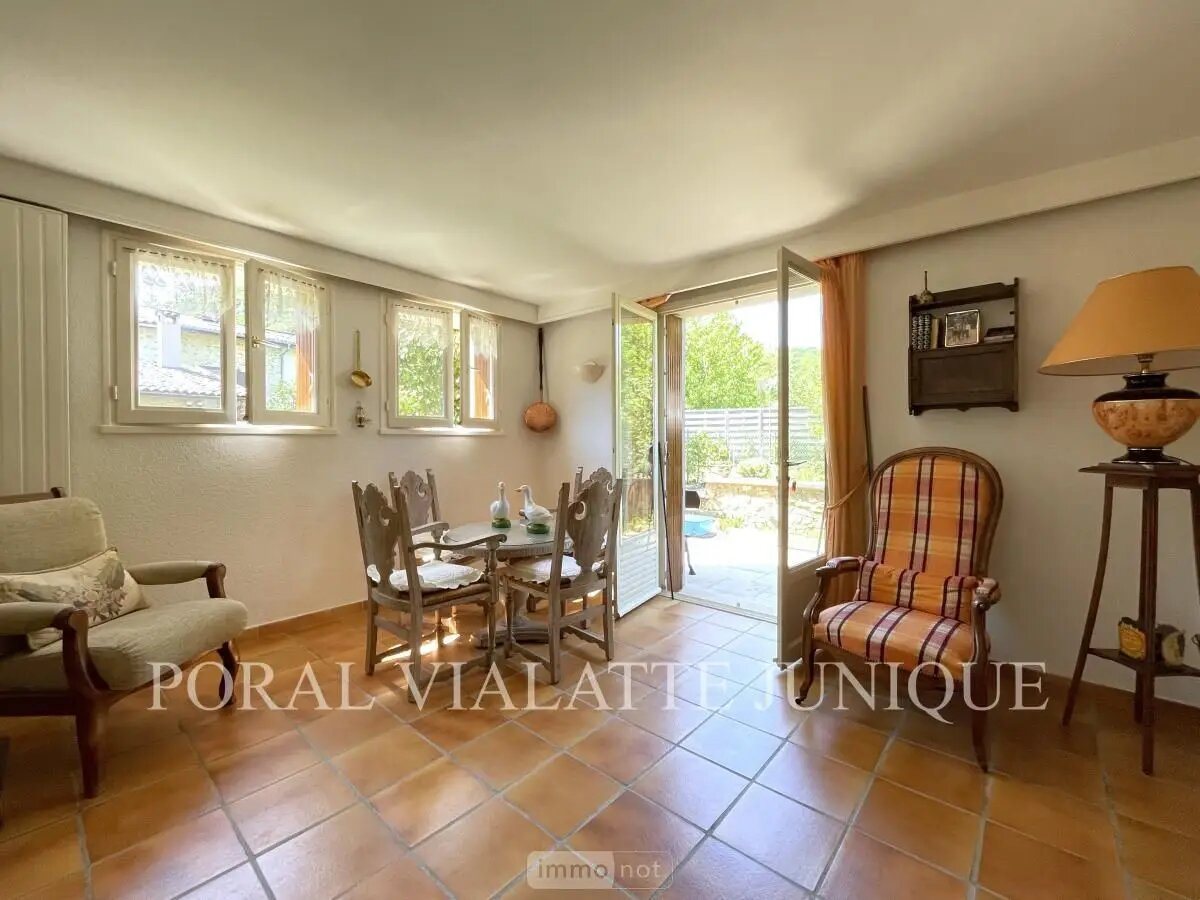 Maison à vendre, 132m², Bettant