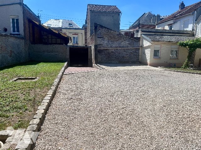 Maison à vendre, 147m², Saint-Quentin
