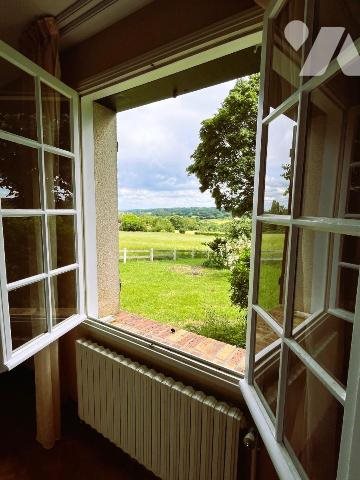Maison à vendre, 140m², Sainte-Sabine-sur-Longève