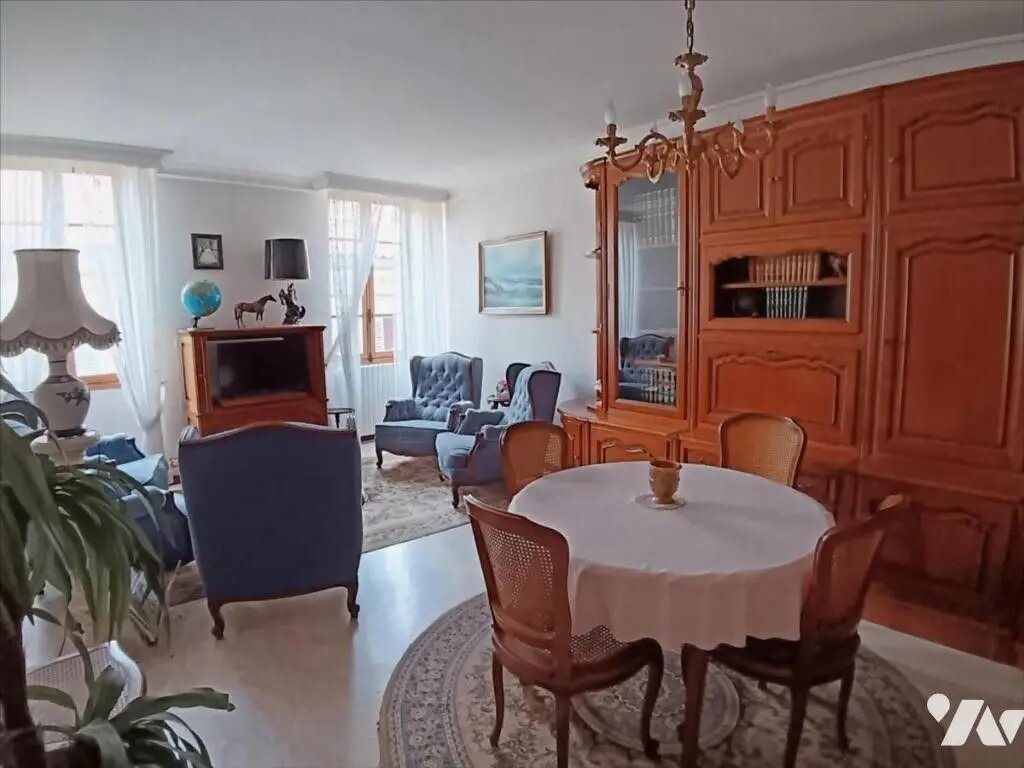 Appartement à vendre, 590m², Montélimar