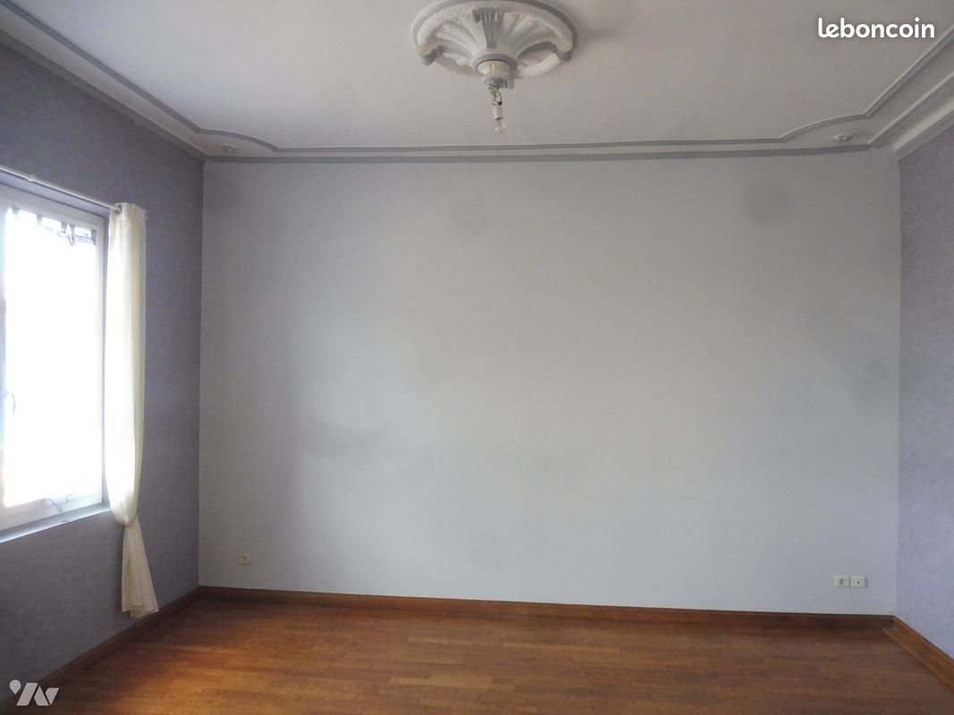 Maison à louer, 106m², Baugé