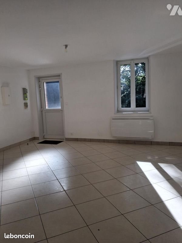 Maison à louer, 69m², Frévent