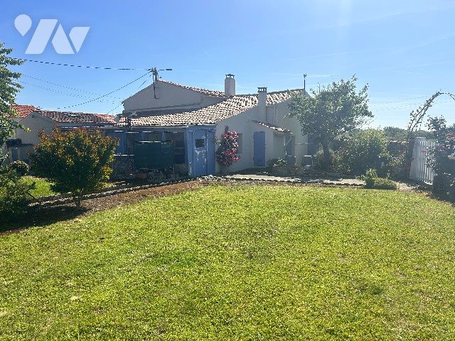 Maison à vendre, 102m², Saint-Just-Luzac