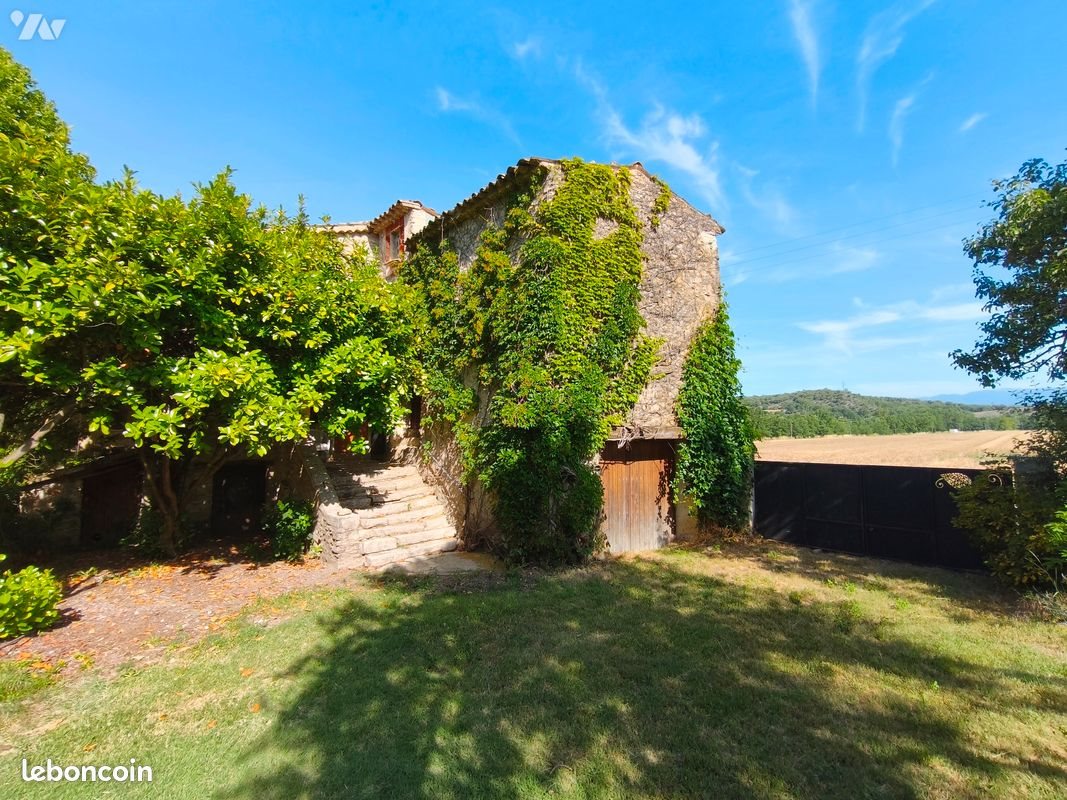 Maison à vendre, 166m², Lurs