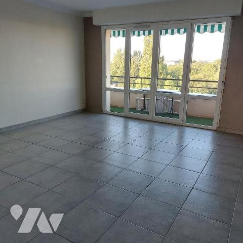 Appartement à louer, 81m², Reims