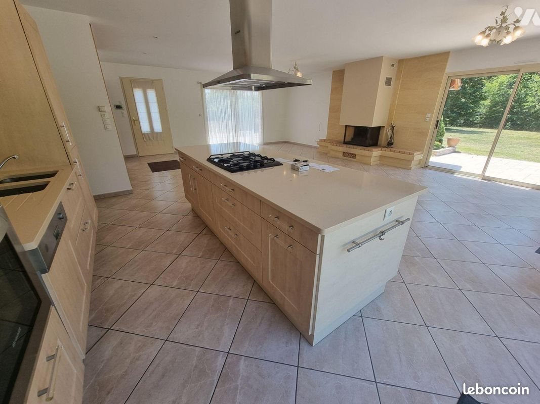 Maison à vendre, 132m², Mur-de-Sologne