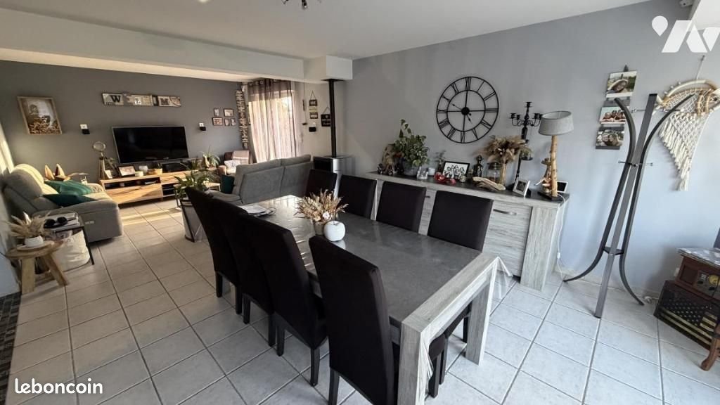 Maison à vendre, 123m², Carantilly