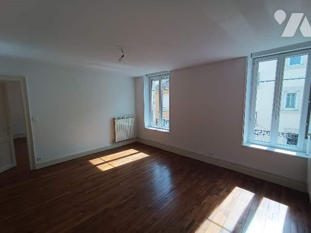 Appartement à vendre, 77m², Luisant