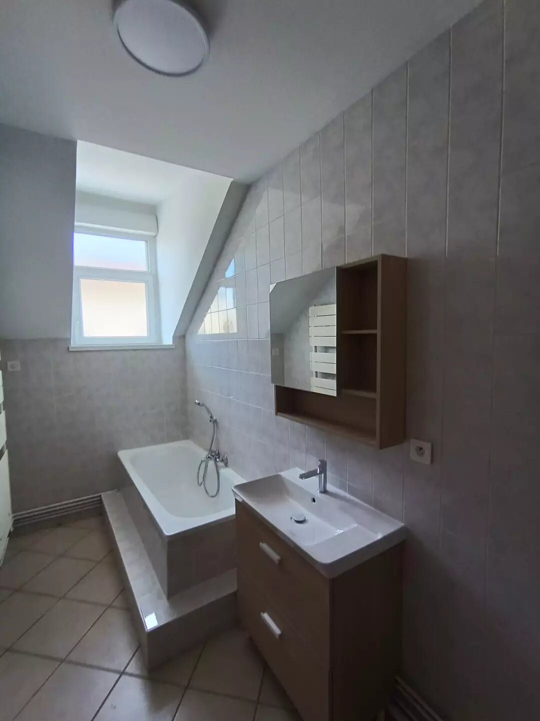 Appartement à vendre, 71m², Saint-Max