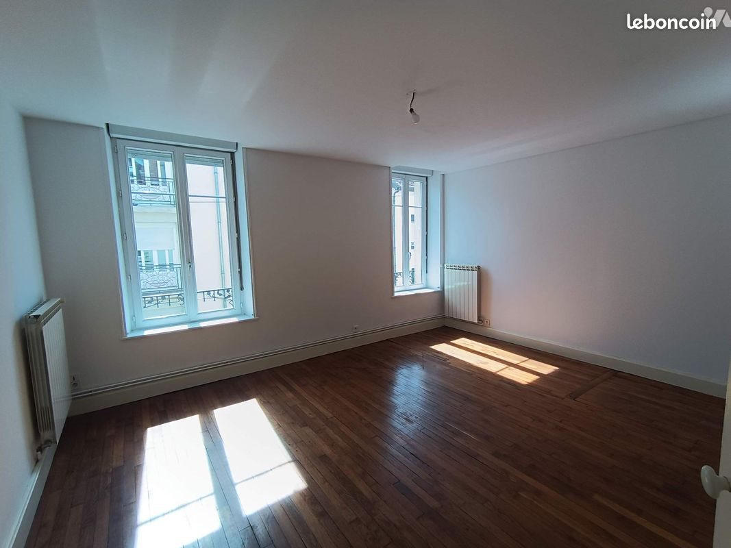 Appartement à vendre, 78m², Saint-Max