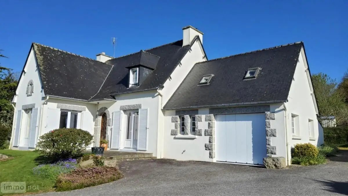 Maison à vendre, 118m², Poullaouen