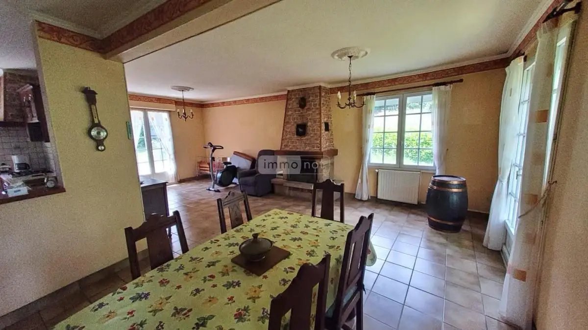 Maison à vendre, 160m², Plounévézel
