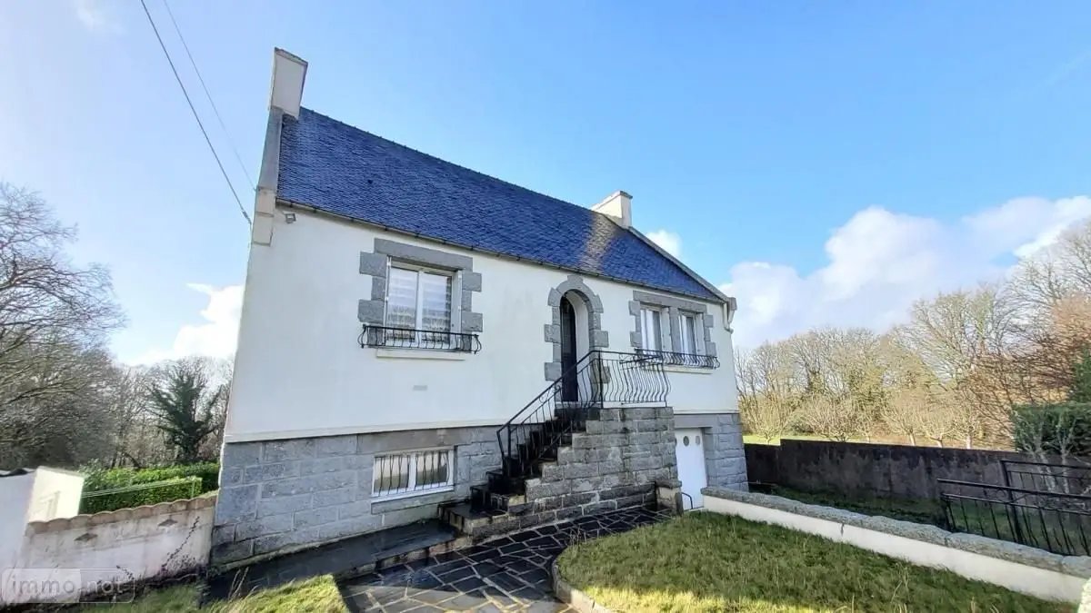 Maison à vendre, 92m², Brennilis