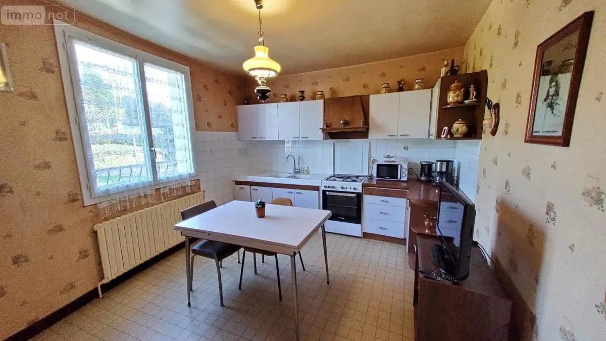 Maison à vendre, 92m², Brennilis