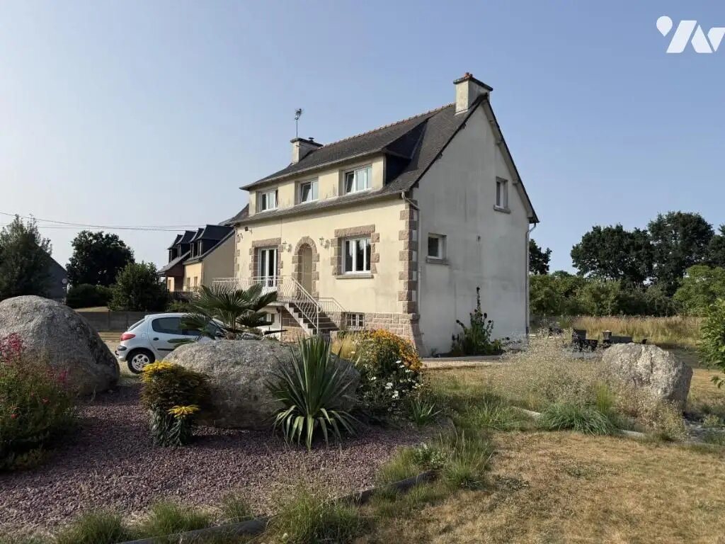 Maison à vendre, 135m², Ploumagoar