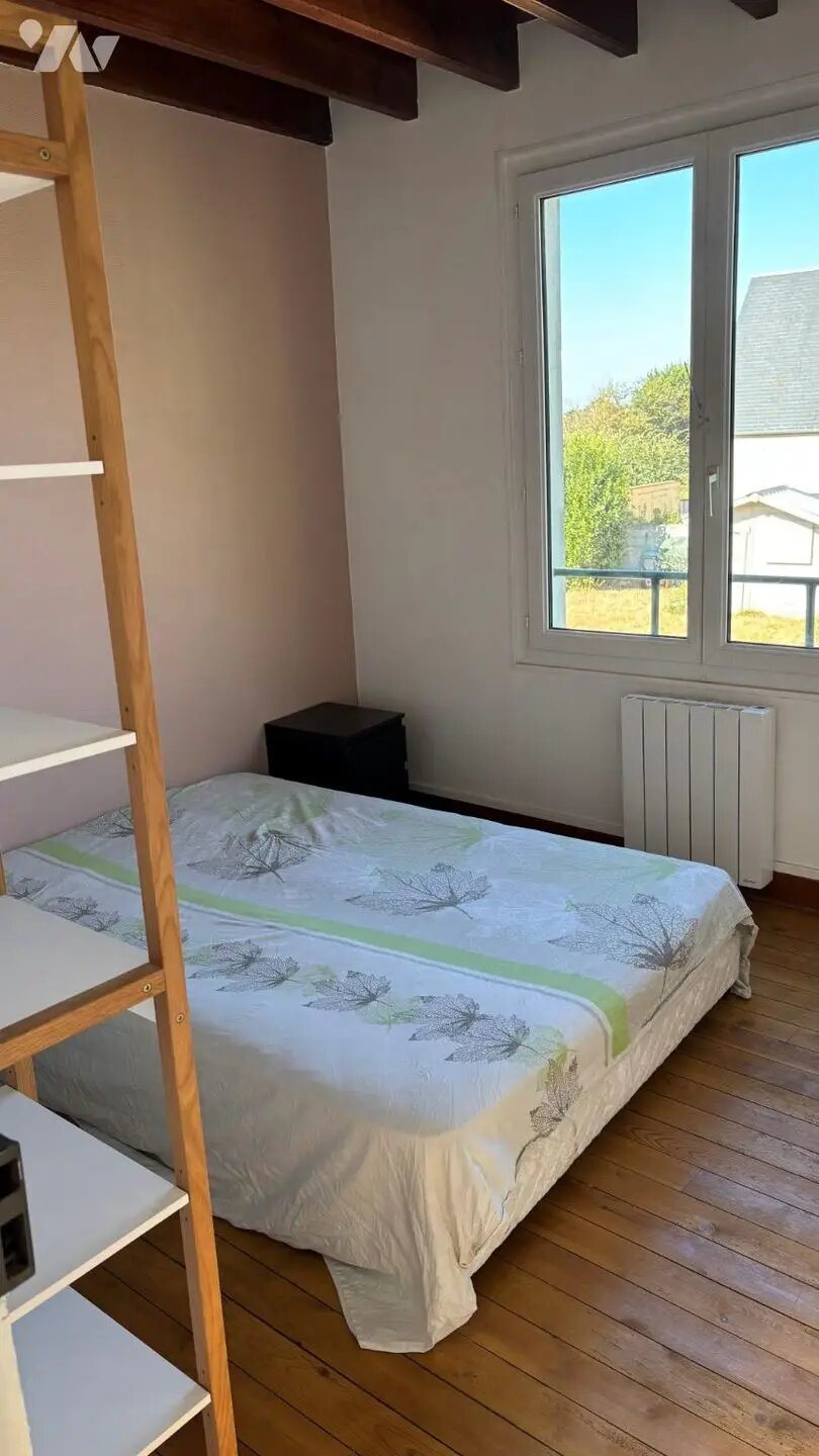 Maison à louer, 3m², Surtainville