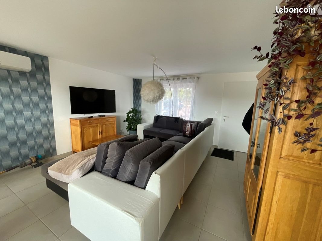 Maison à louer, 85m², Pierreville