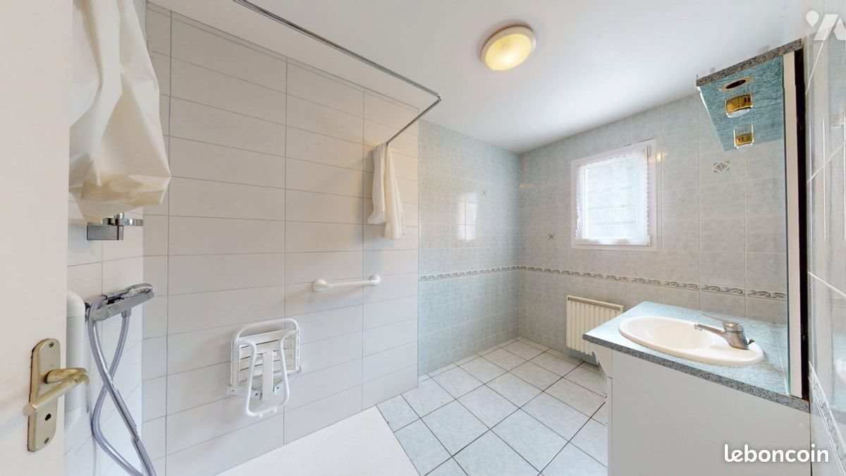 Maison à vendre, 121m², Bricquebosq