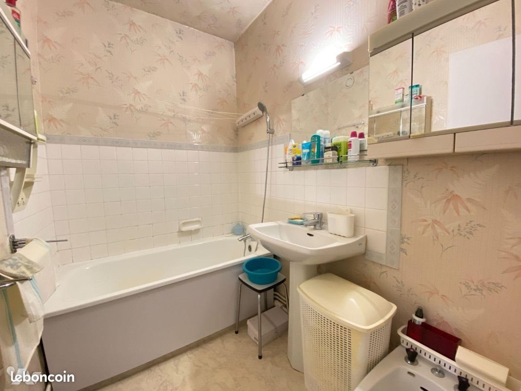 Appartement à vendre, 48m², Aurillac