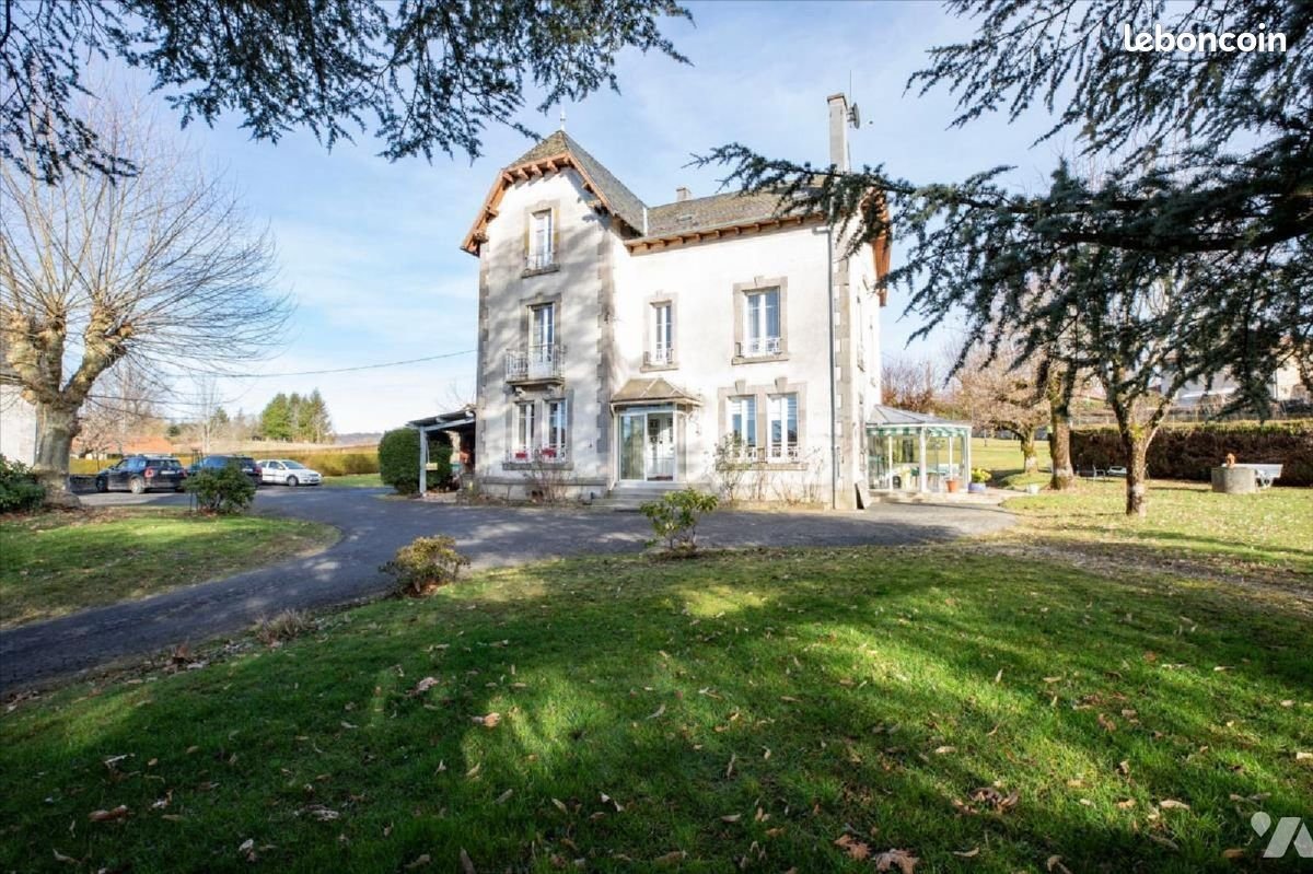 Maison à vendre, 291m², Jussac