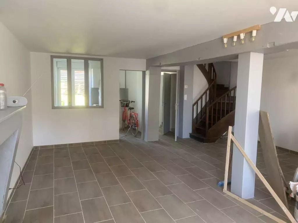 Maison à vendre, 4m², Choue