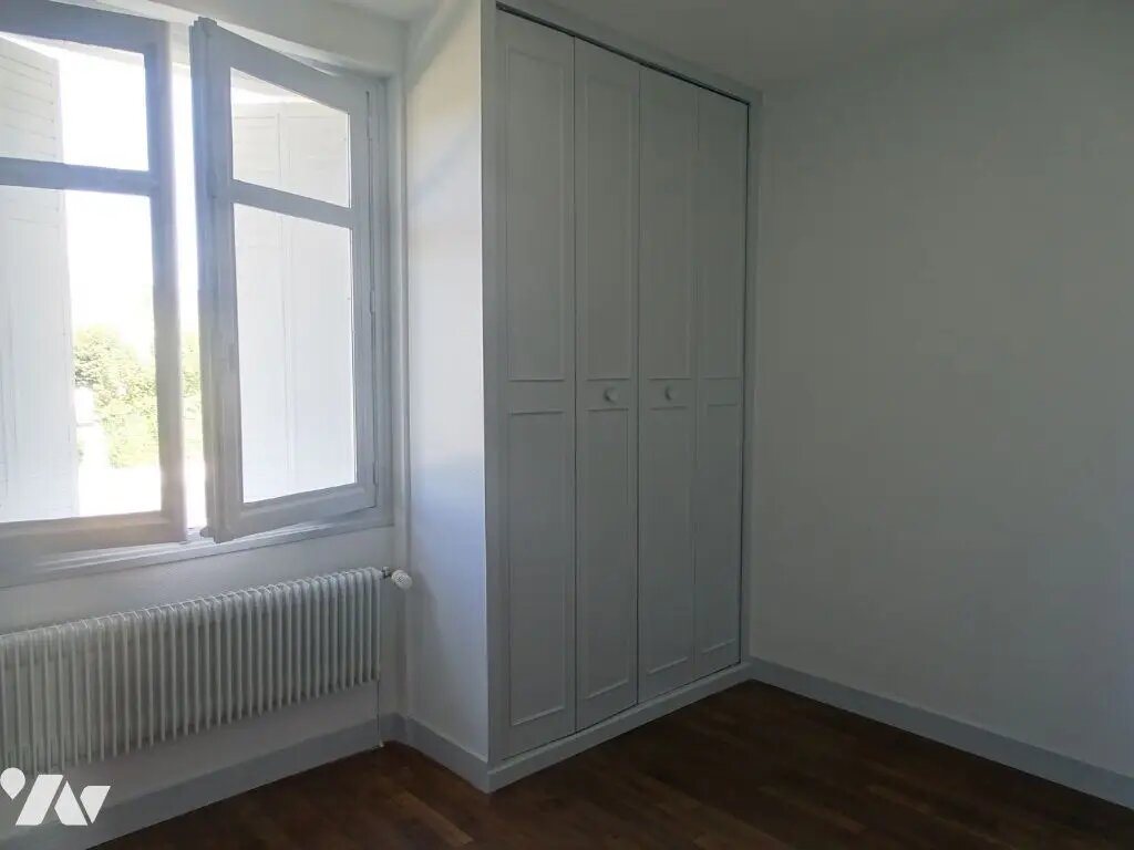 Maison à louer, 3m², Mondoubleau