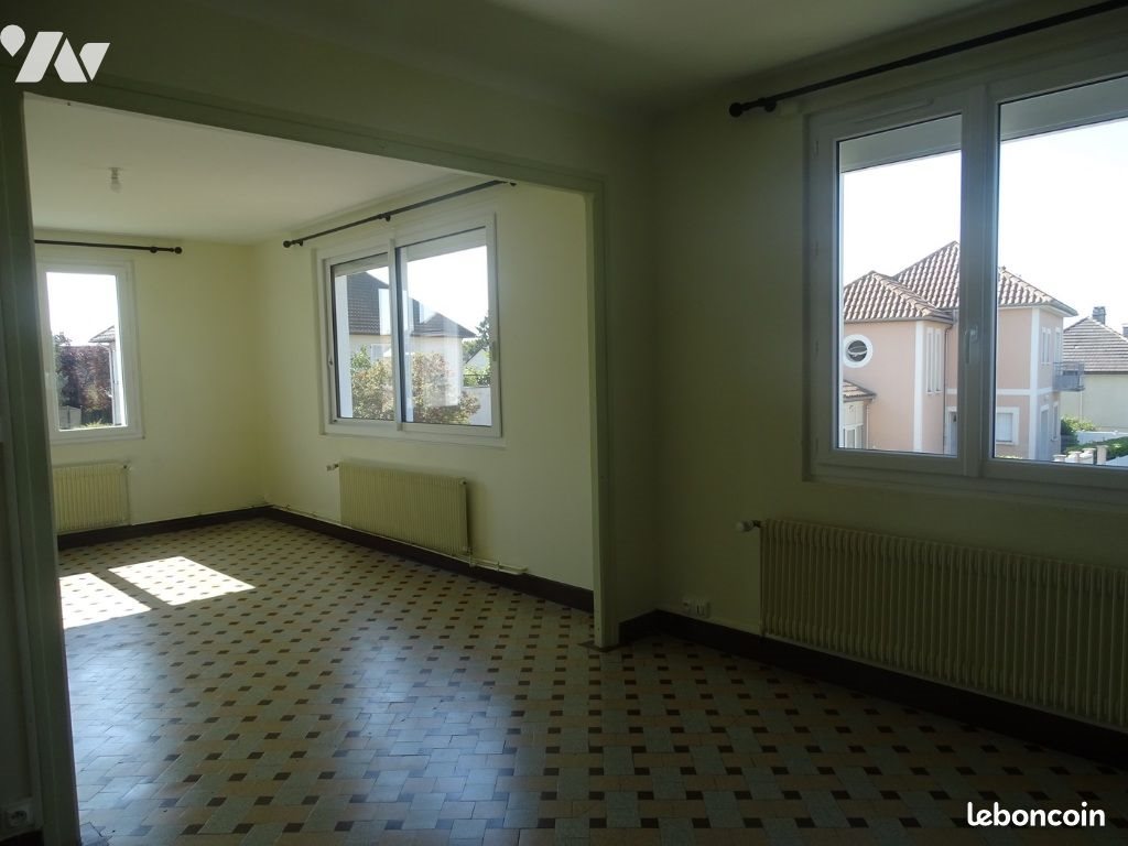 Maison à louer, 86m², Mondoubleau