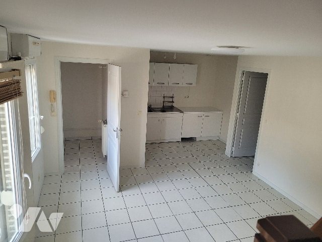 Appartement à louer, 67m², Saint-Lubin-des-Joncherets
