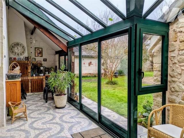 Maison à vendre, 180m², Sainte-Catherine-de-Fierbois