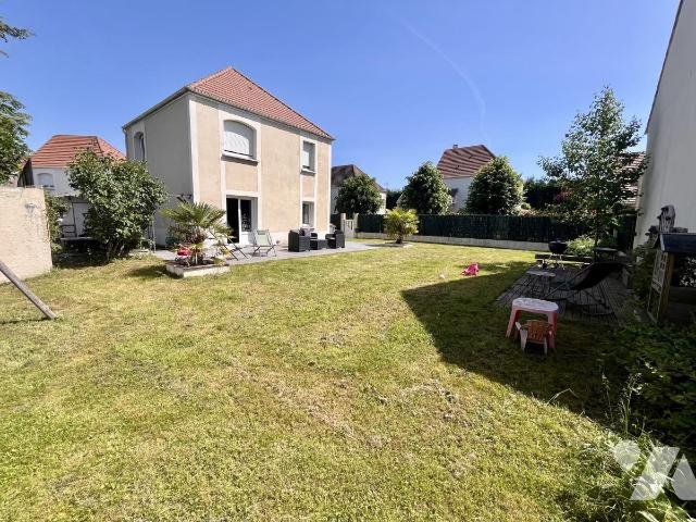 Maison à vendre, 100m², Saint-Maximin