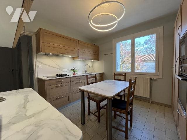 Maison à vendre, 167m², Moncetz-Longevas