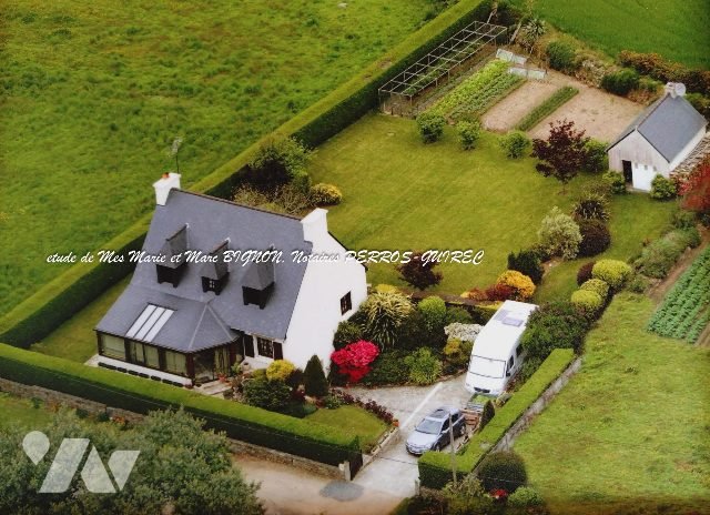 Maison à vendre, 129m², Trélévern
