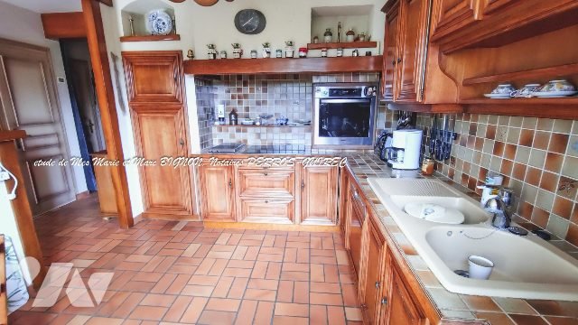 Maison à vendre, 129m², Trélévern