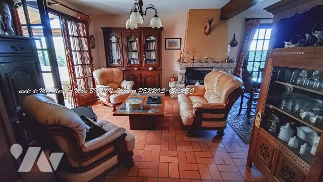 Maison à vendre, 129m², Trélévern